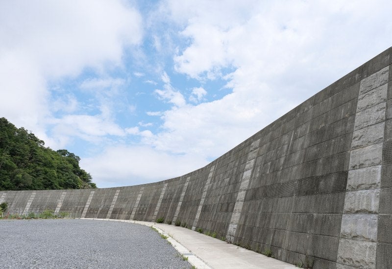 Seawall repair along reinforced concrete coastal barrier in Loganville & Gainesville, GA
